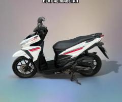 Vario 125 2017 WHITE RED PLAT AE MAGETAN